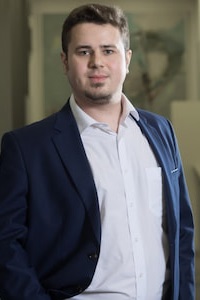 Роман Рожков, выпускник 2015 года, заместитель начальника отдела стратегического развития ФГБУ Научный центр по комплексным транспортным проблемам при министерстве транспорта РФ
